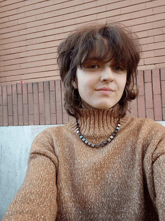 Collana con cubi di Pirite naturale, intrecciata con filo cerato 
